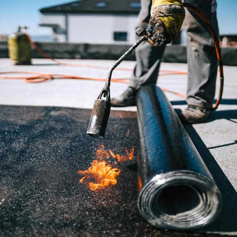 PRONIELS TOITURE & FAÇADE : couvreur toiturier en Belgique : Flandre, Wallonnie et région Bruxelles. travaux de charpente, traitement des bois de charpente et menuiserie, travaux de couverture et faîtage en neuf et en rénovation, zinguerie, dépannage urgent fuite toit, entretien de toiture : nettoyage, démoussage et peinture hydrofuge toiture, étanchéité toit plat terrasse roofing et nettoyage des extérieurs : allées, pavés, klinkers, pierres bleues, terrasses …  ... intervention en BELGIQUE: région Flamande, Wallonne et Bruxelles, Namur, Liège …. PRONIELS Toiture & Façade basé sur Namur intervient dans toute la Belgique.